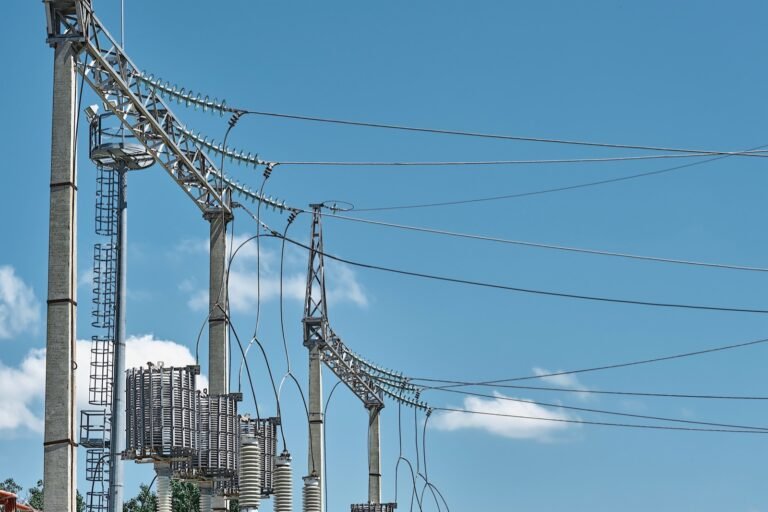 Electrificación minera: subestaciones y redes como condición previa